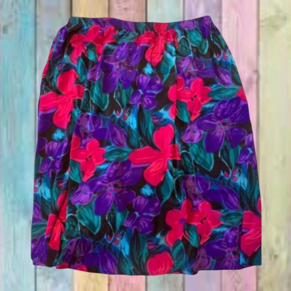 SG Sport Purple Pink Floral Elastic Waist Skirt